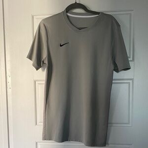 Nike Men's Short Sleeve Gray Tee